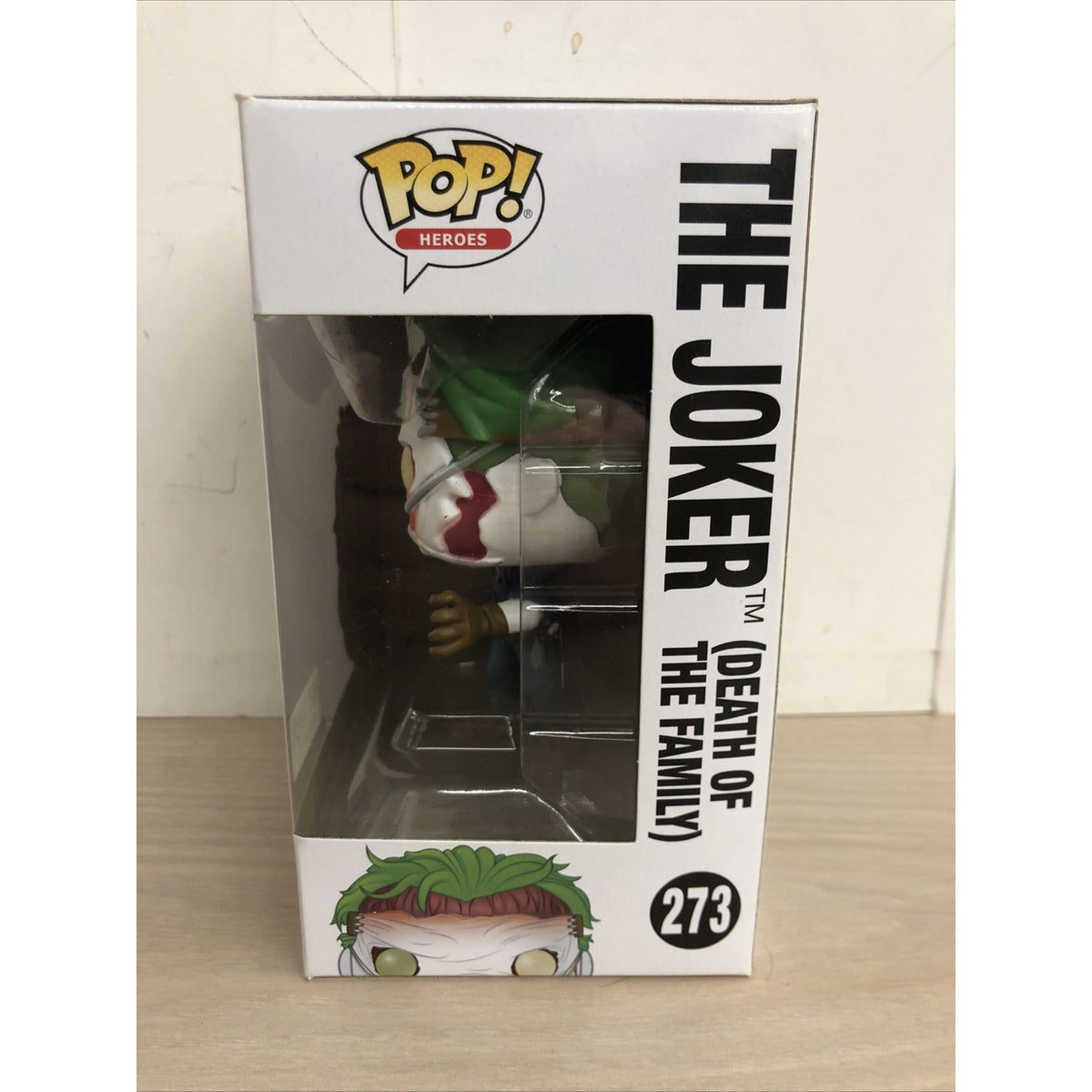 Funko Pop! Vinyl: DC Universe - The Joker (Death of the Family) - Hot Topic...
