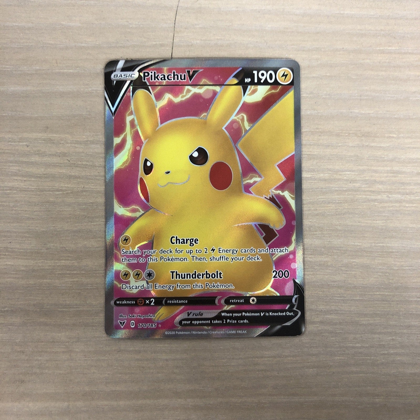 Pikachu V (Full Art) 170/185 Swsh04: Vivid Voltage Holo