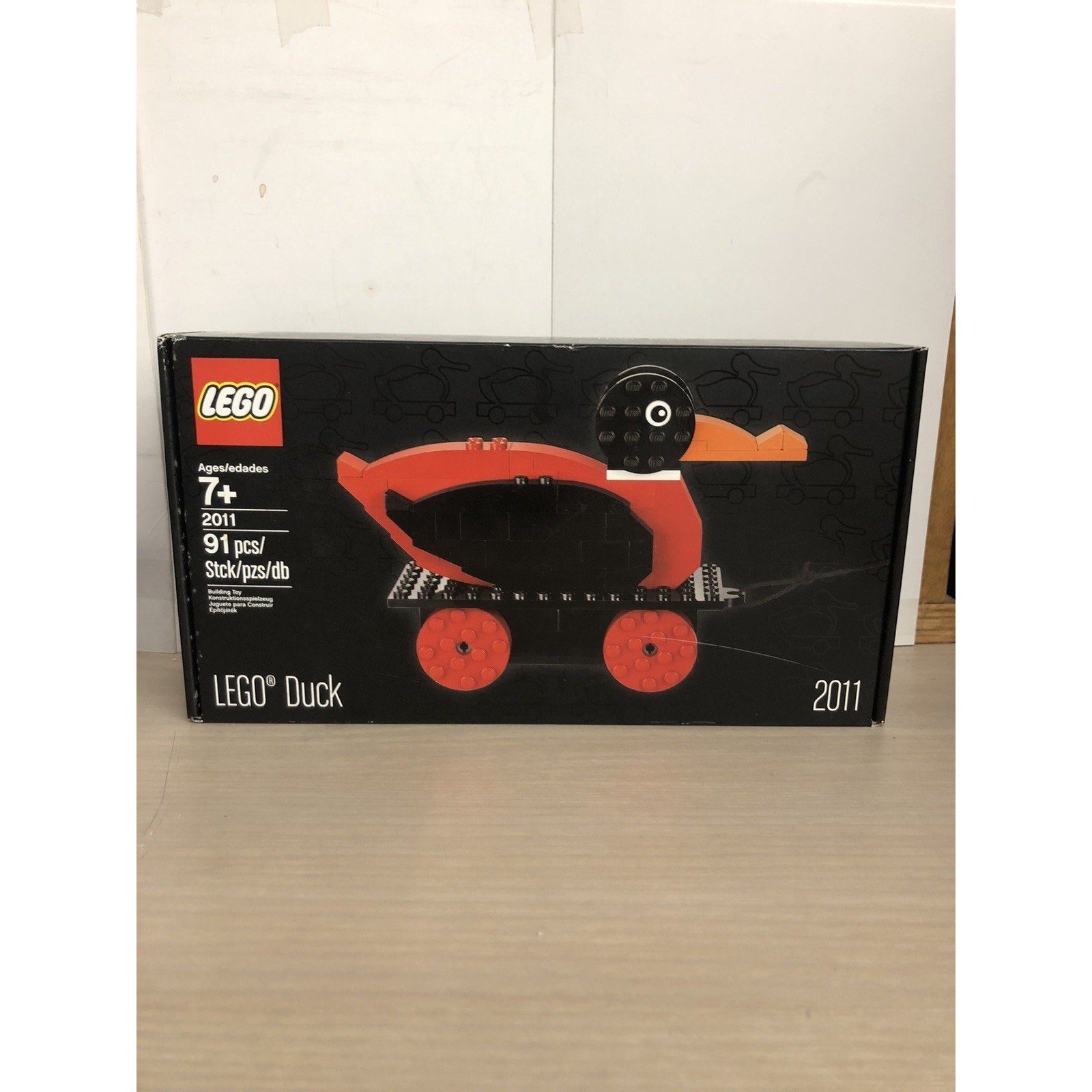LEGO Miscellaneous: Duck (2011) New Employee Exclusive Set Limited Rare Sealed