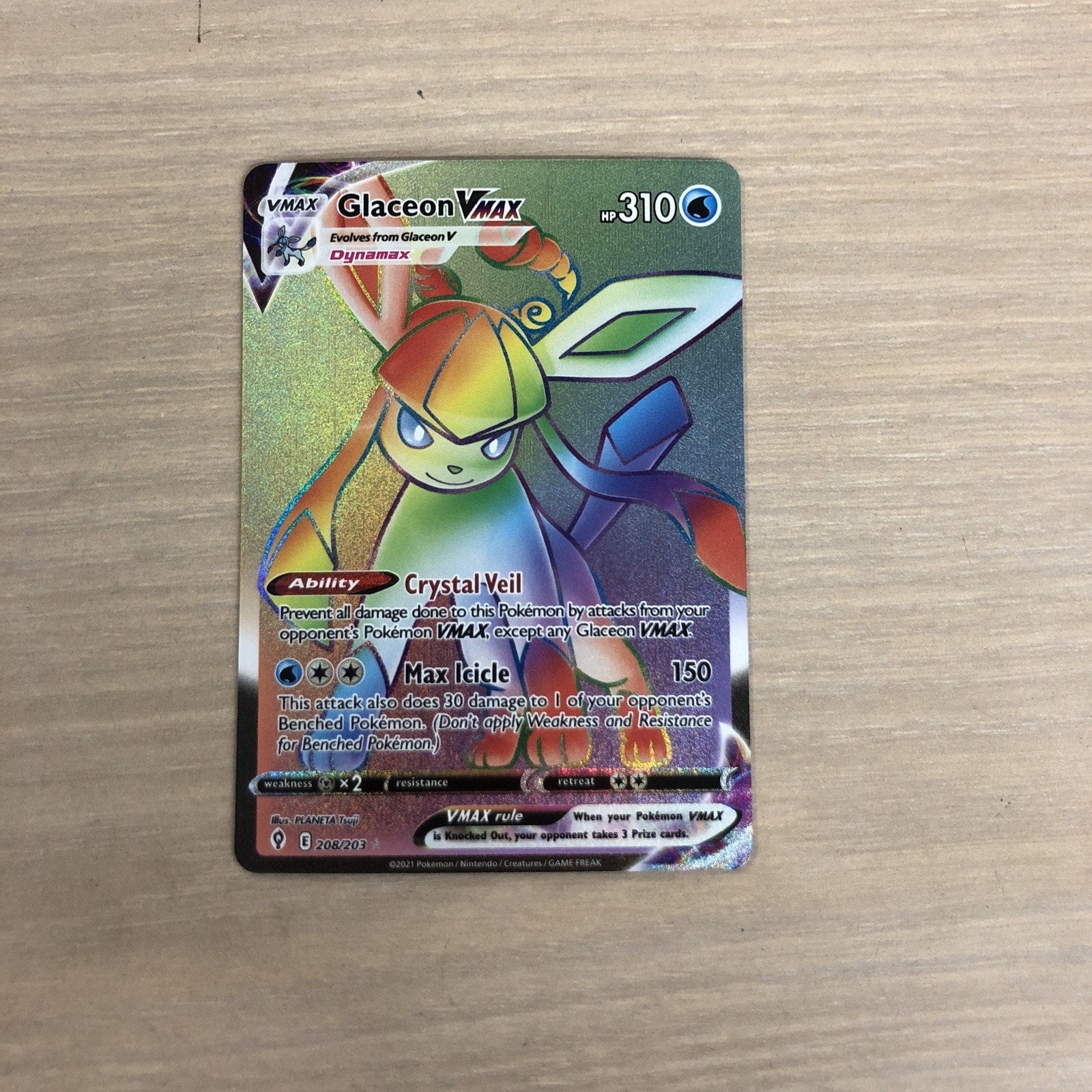Glaceon VMAX (Secret) 208/203 SWSH07: Evolving Skies Holo