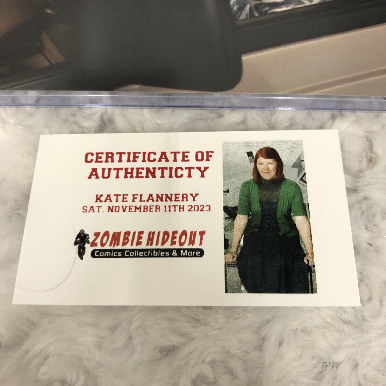 Kate Flannery AKA Meredith The Office Autographed photo 8X10 Zombie Hideout COA