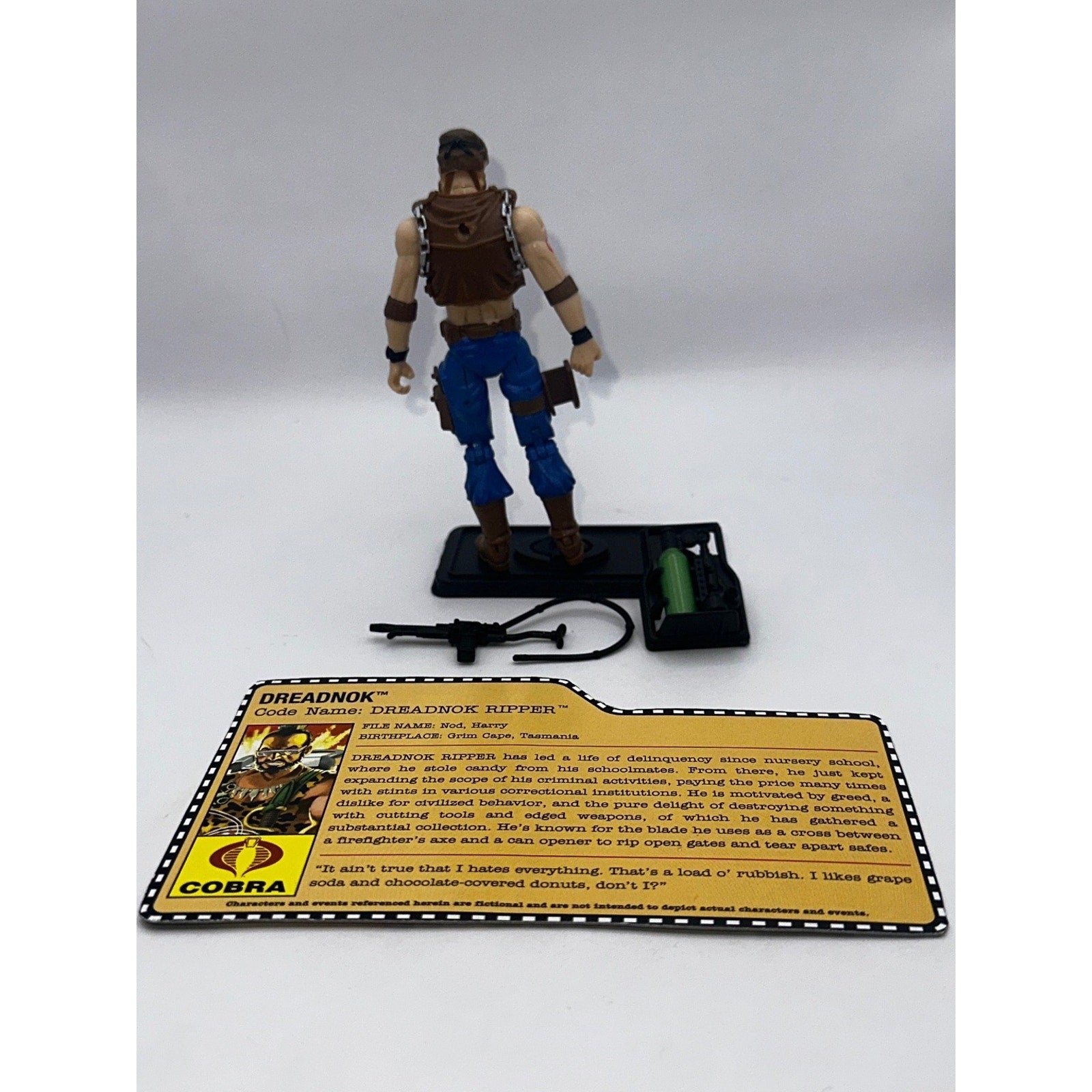Hasbro GI Joe Dreadnok Ripper 3.75 Inch Action Figure Accessories Stand