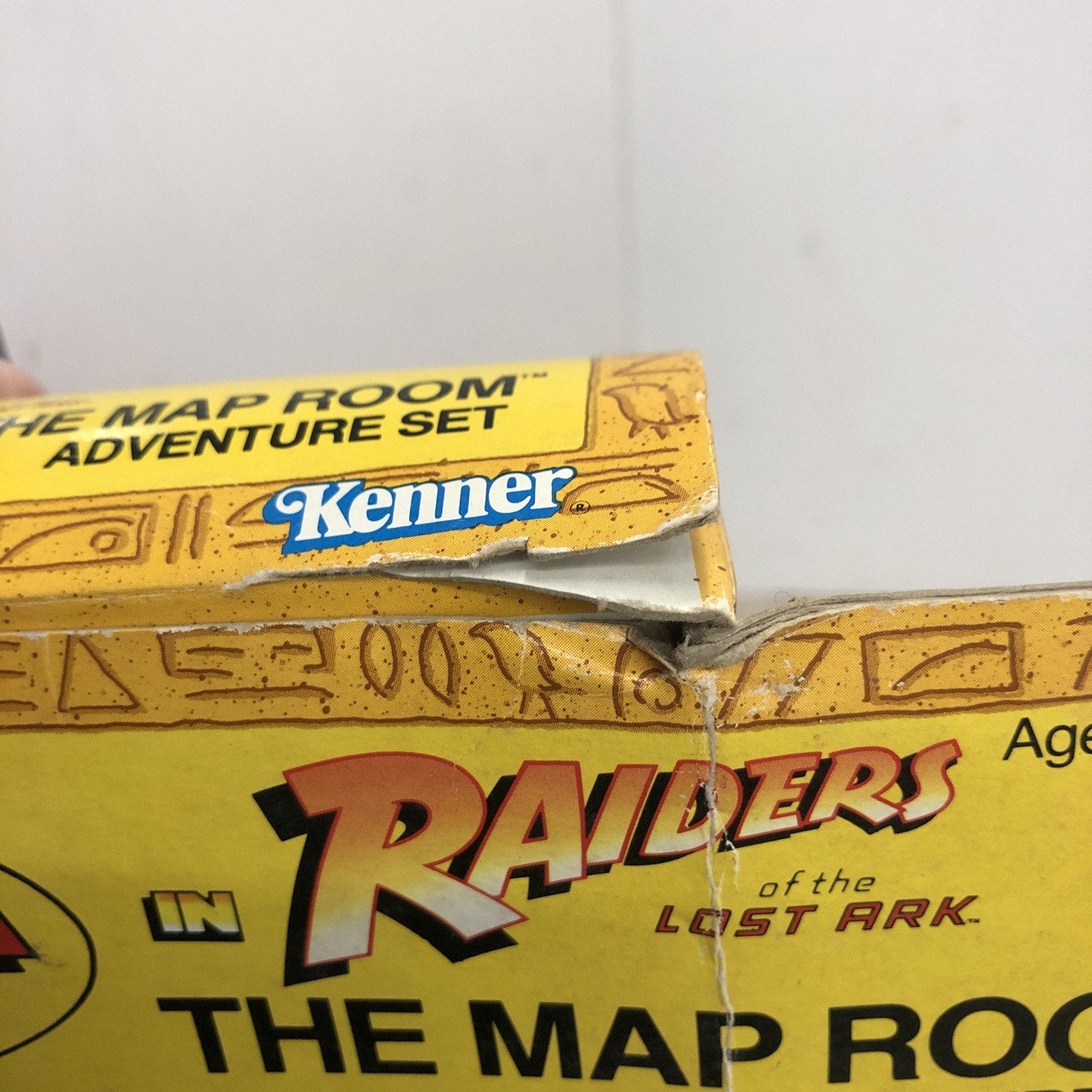 Vintage 1982 Raiders of the Lost Ark Map Room Kenner W/ Indiana Jones Figure CIB