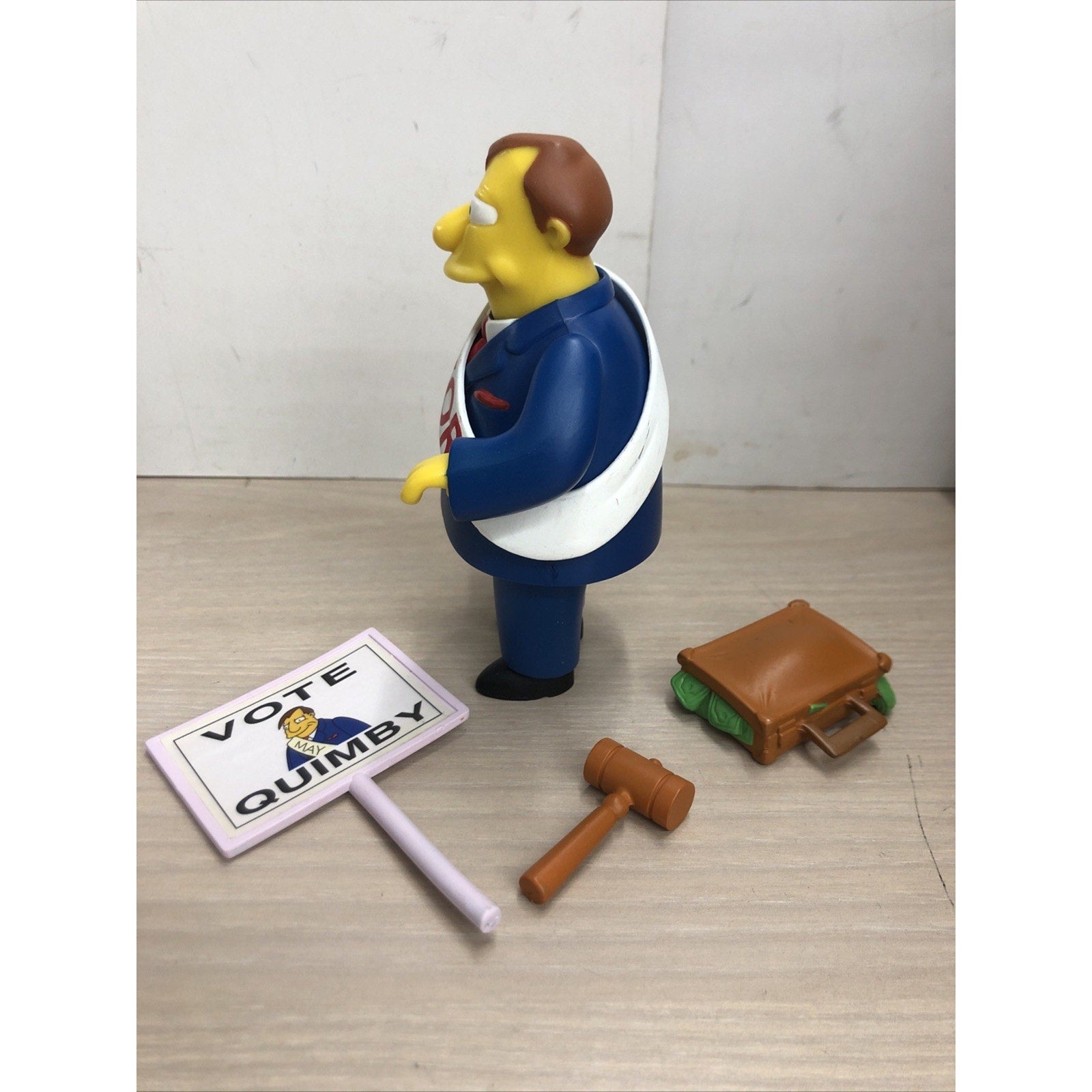 The SIMPSONS world of springfield MAYOR QUIMBY Playmates LOOSE COMPLETE