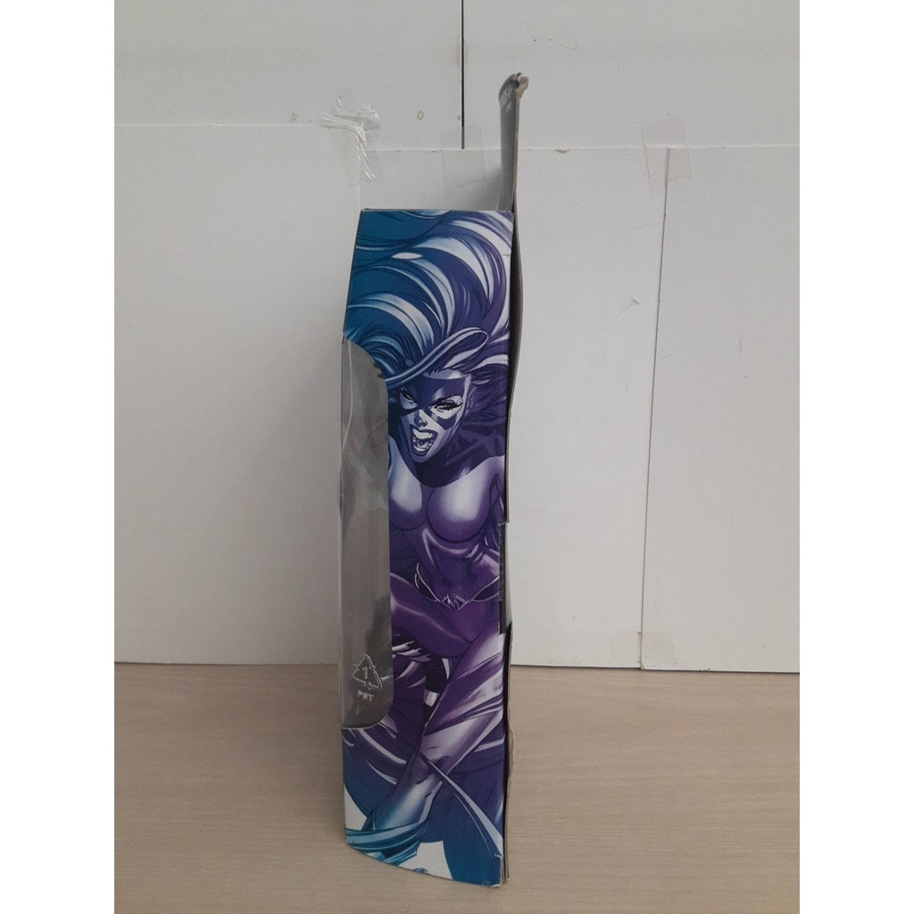 Hasbro Marvel Legends Series Inhumans Medusa Figure