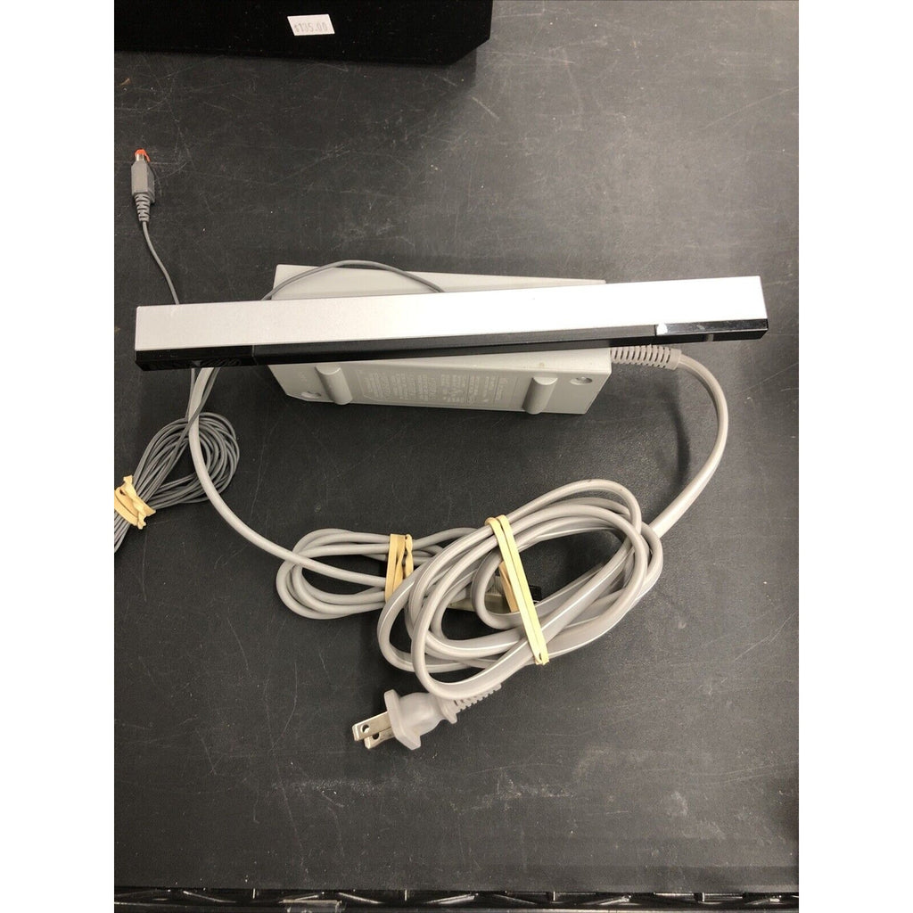 Nintendo Wii Black Console RVL-001(USA) Controller An Accessories