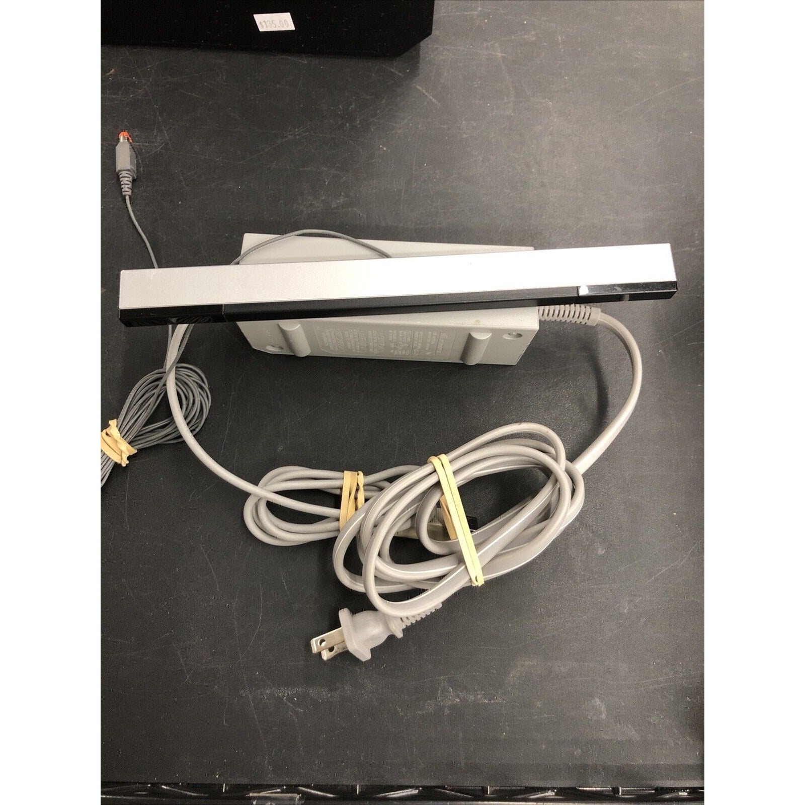 Nintendo Wii Black Console RVL-001(USA) Controller An Accessories
