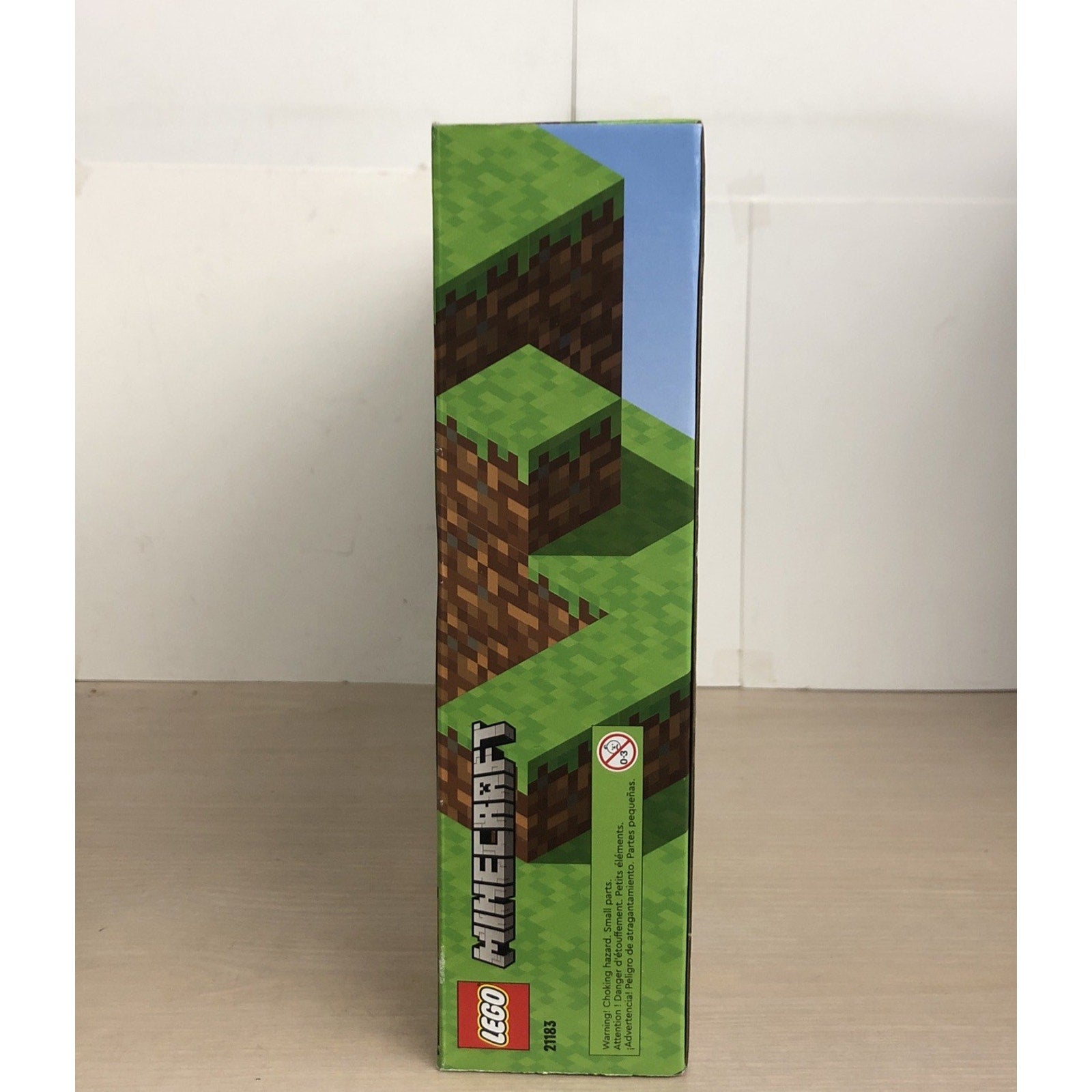LEGO Minecraft: The Training Grounds (21183)